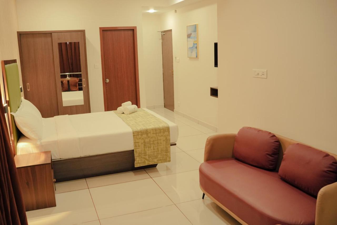 Esquina Residency Hotel Kochi Bagian luar foto