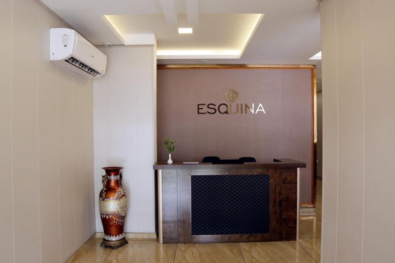 Esquina Residency Hotel Kochi Bagian luar foto